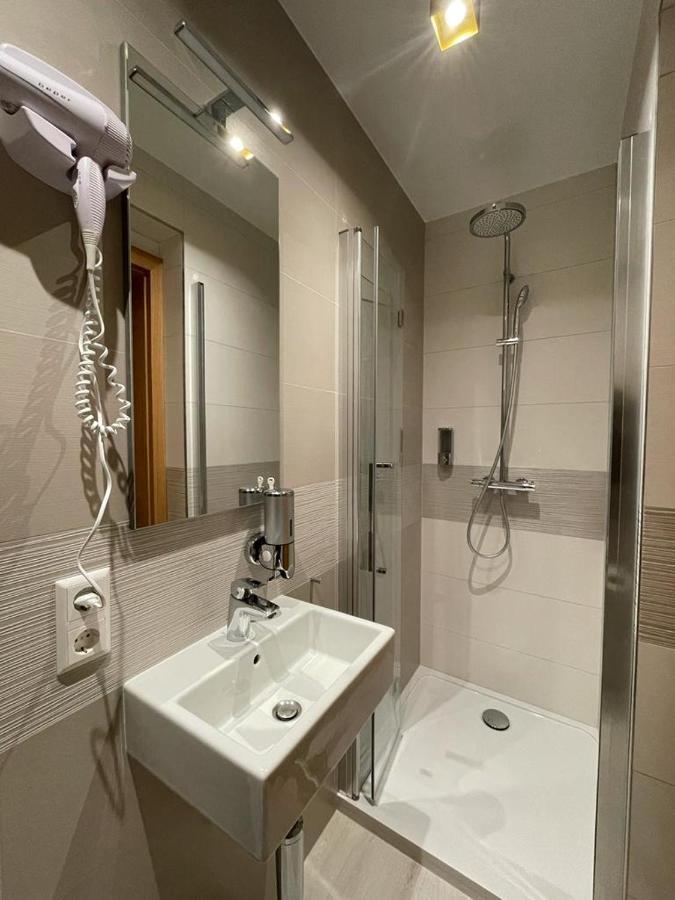 Albergo Aida Luxembourg Bagian luar foto